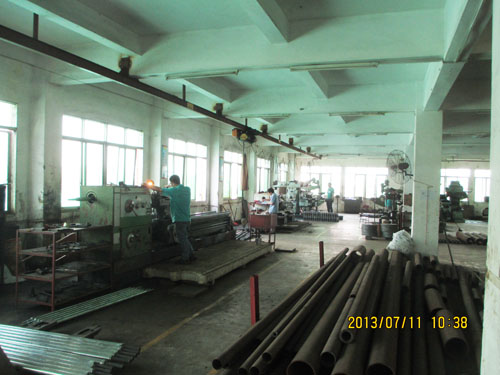 復(fù)合機械制造車間